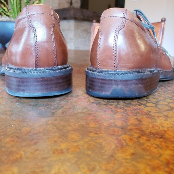 Johnston & Murphy Men's Brown Leather Square Toe Oxfords - Picture 4 of 7